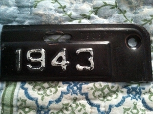 Picture of 1943 Virginia Car Tab